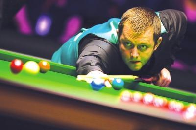 卡雷拉斯：我的位置是左边卫，但能适应教练在任何时候的要求