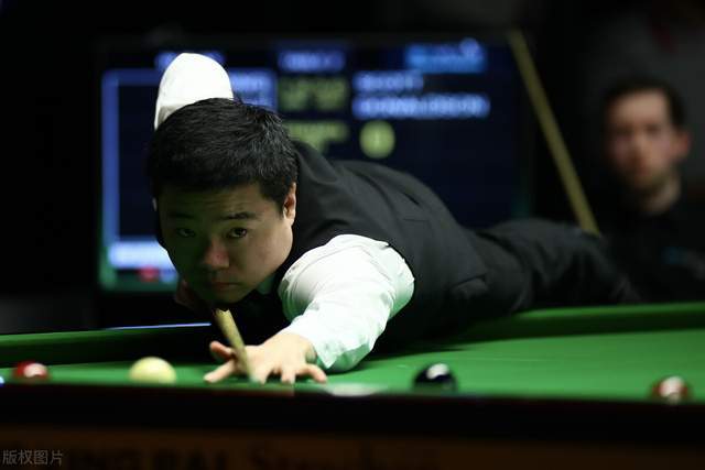 马卡：小西蒙尼如今表现出色，离不开梅西对他的明智建议