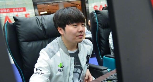 外媒：葡萄牙队将于明年3月28日在墨西哥与墨西哥队踢友谊赛